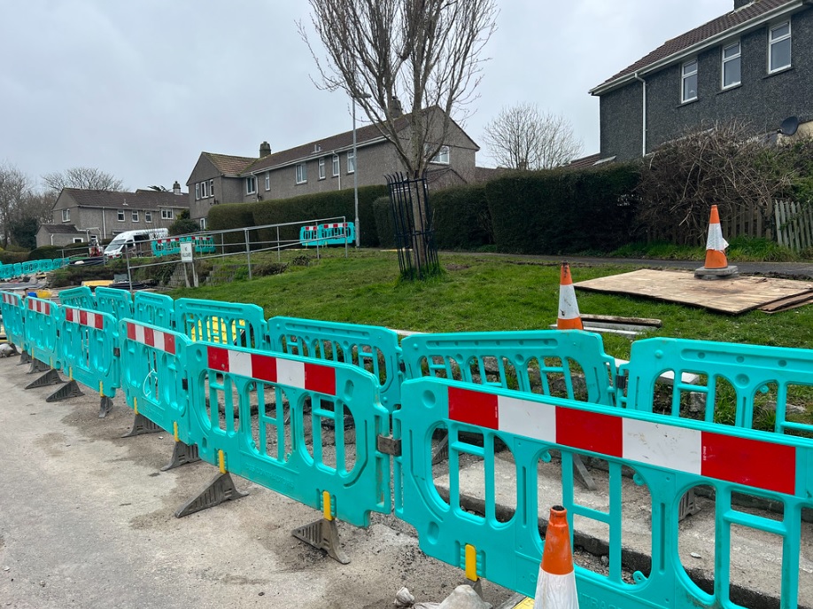 First residents connected to 'in-road' heat pump network - Heating and Ventilation News - Vimarsana News