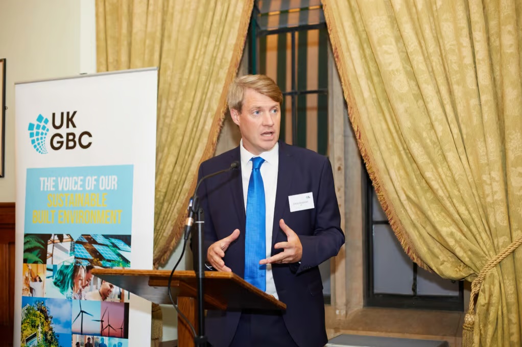 'Net zero review' author demands expanded retrofit push in UK homes - Heating and Ventilation News - Vimarsana News
