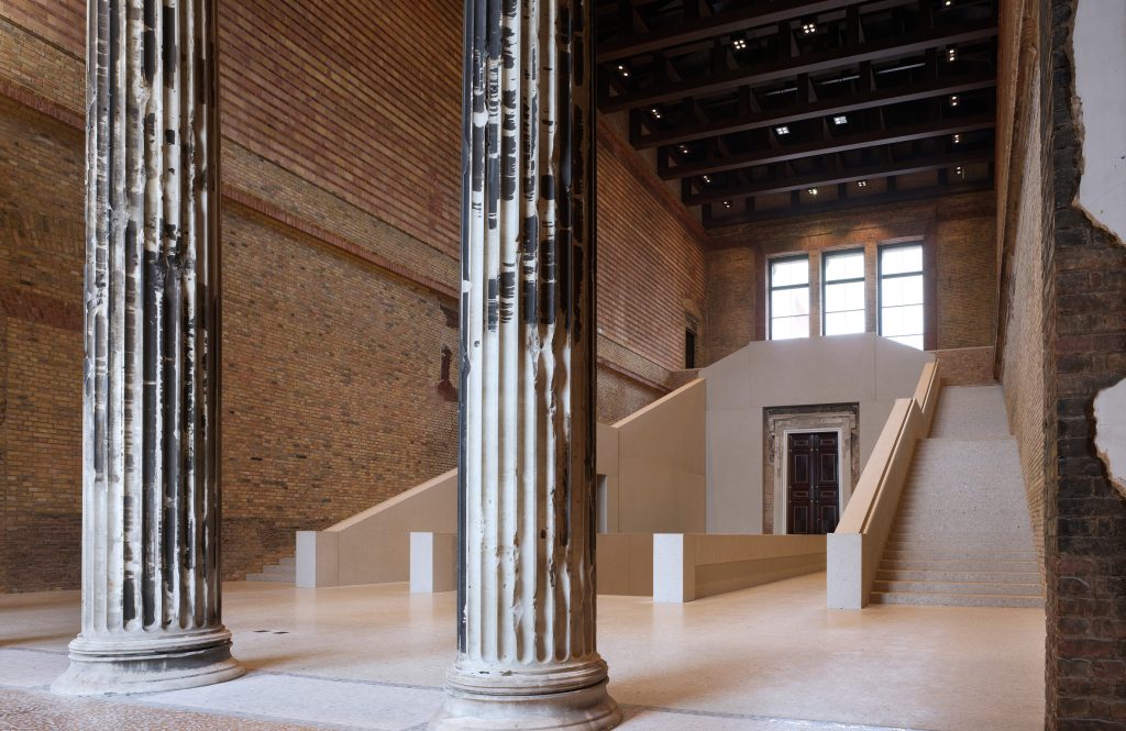 [希少建築本] Neues Museum Berlin 希少建築本] Neues Museum Berlin Neues Museum by David
