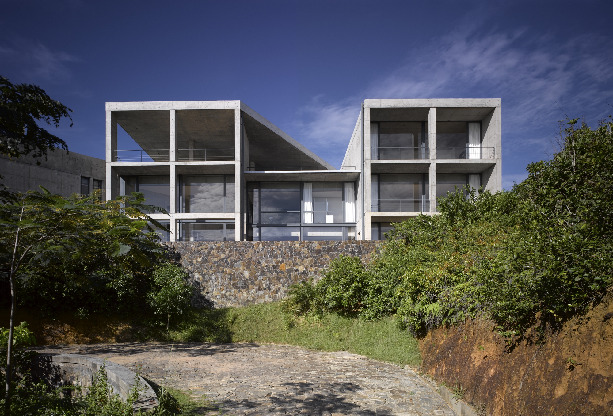 Pringiers House by Tadao Ando Architects, Mirissa, Sri Lanka - The