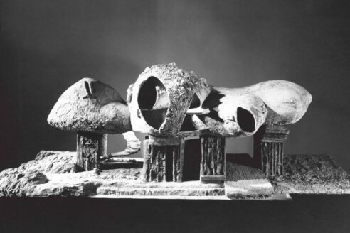 Frederick_Kiesler_Endless_House