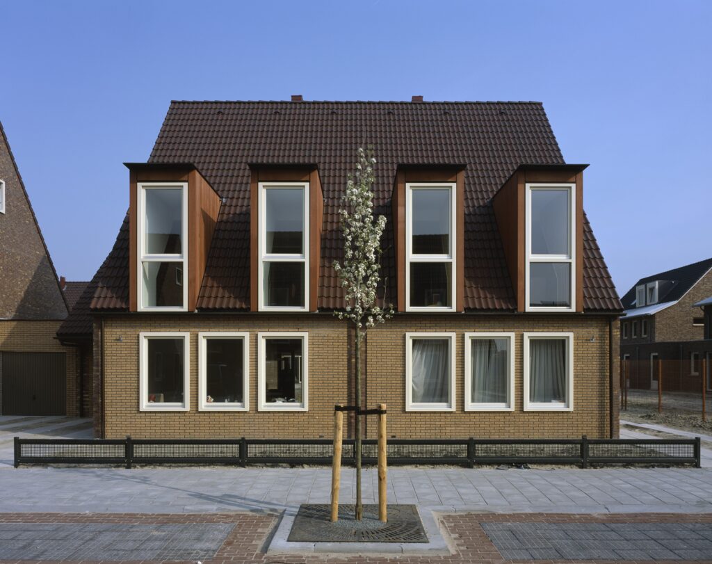 Pleinen in Hoofddorp, The Netherlands by Hans Van Der Heijden