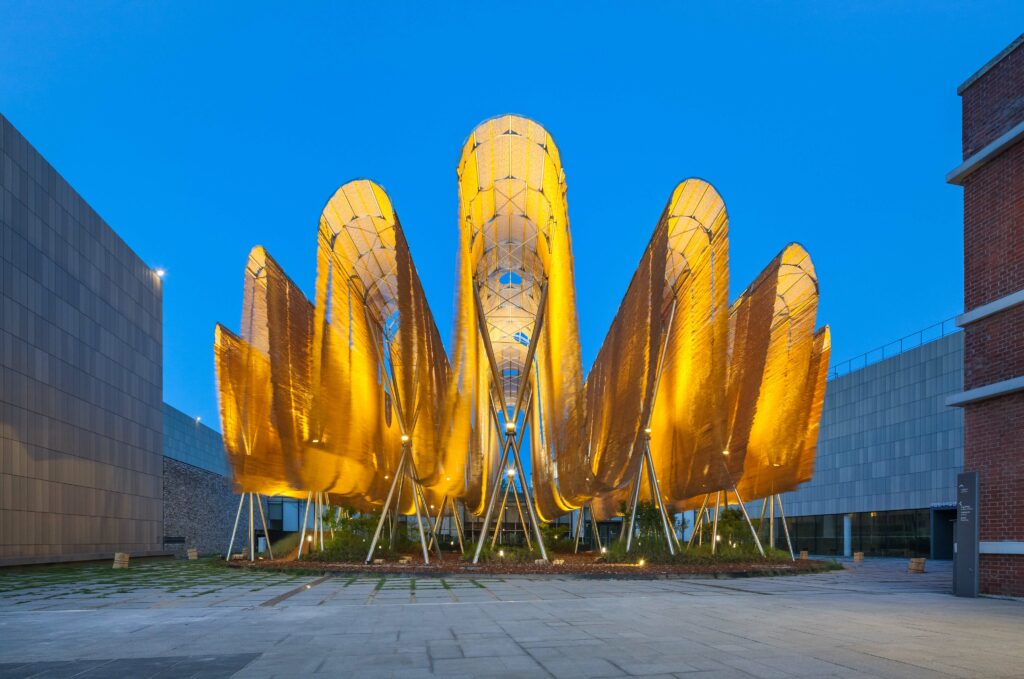 Reed Instrument: Roof Sentiment in Korea by Society of Architecture ...