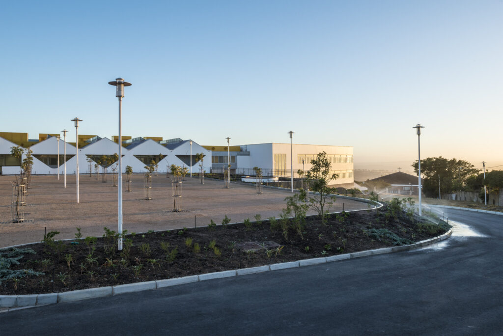 Code yellow Vredenburg Hospital in South Africa by Wolff Architects