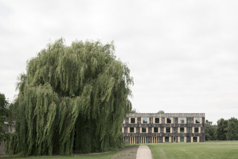 01 churchill jd 0816 crop