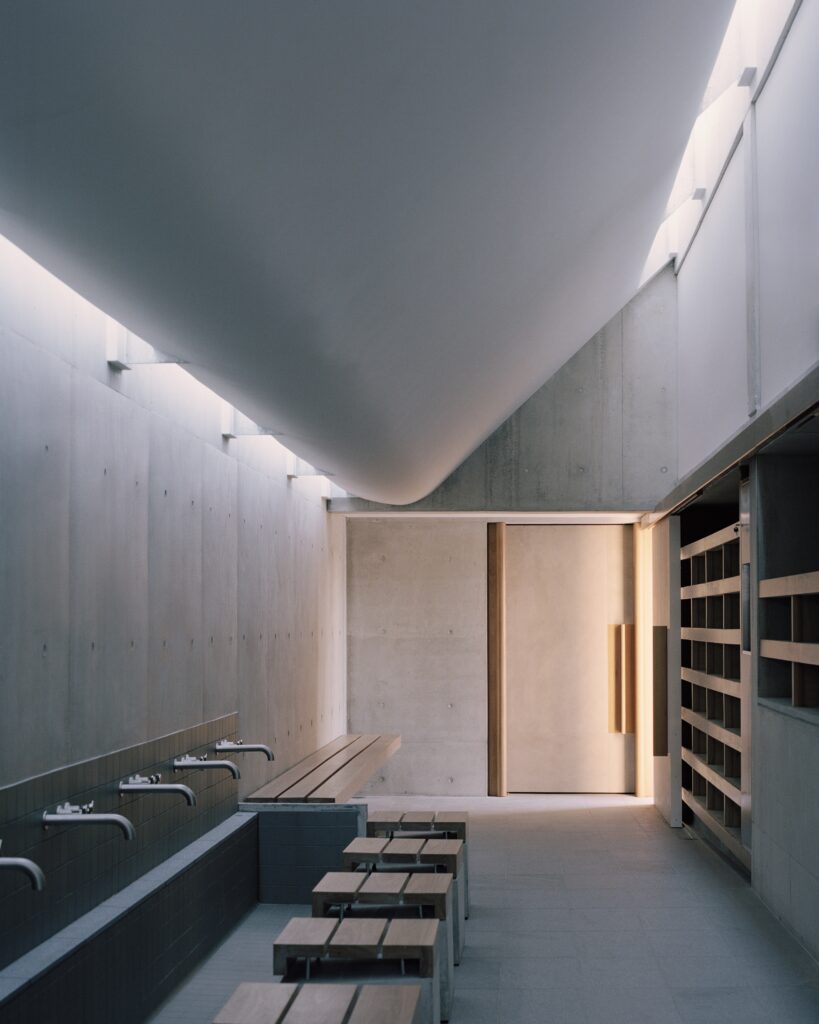 Outside the box: Punchbowl Mosque, Sydney, Australia, by Candalepas ...