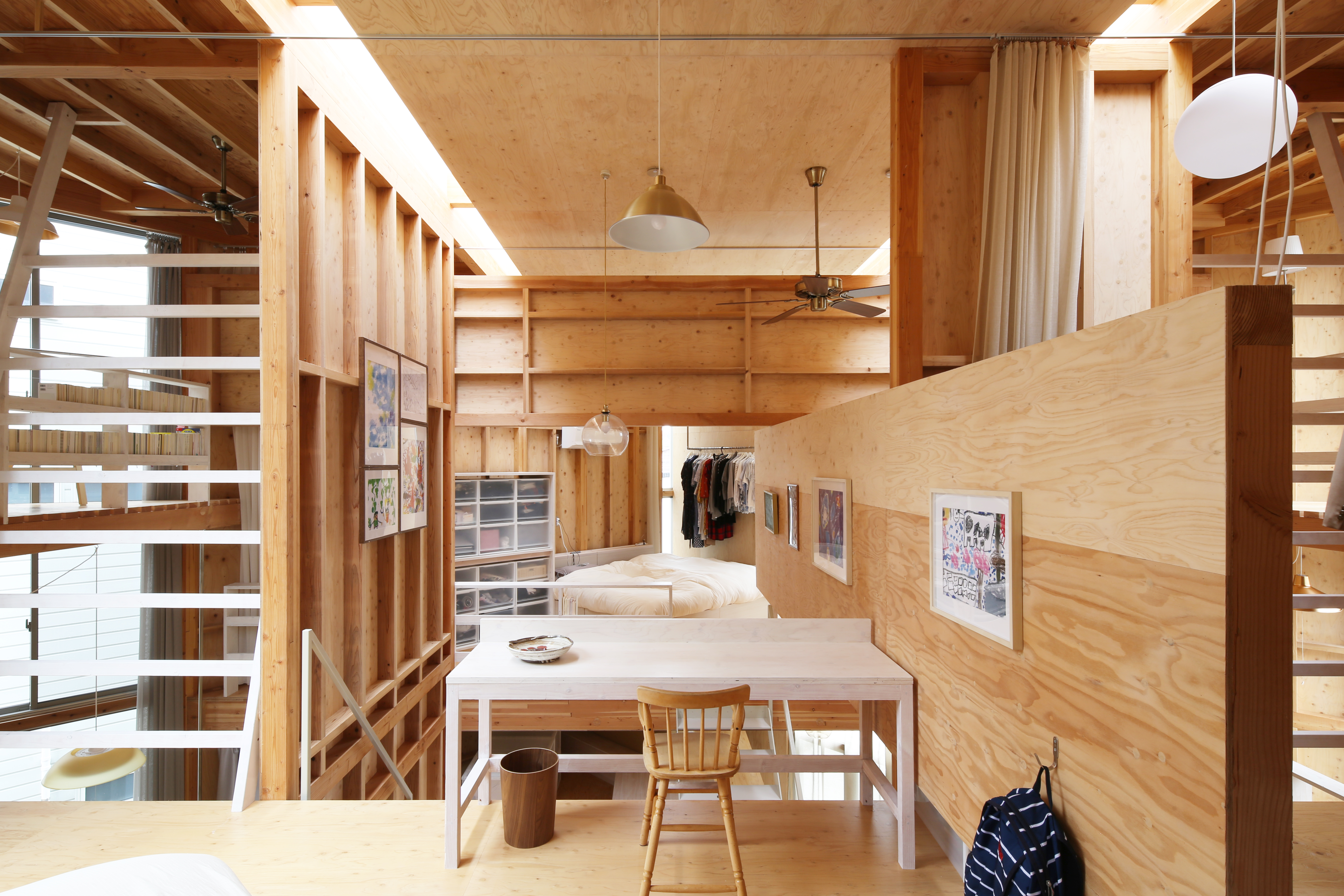 Level crossings: Nishinakayama-cho Strip House, Aichi, Japan, by
