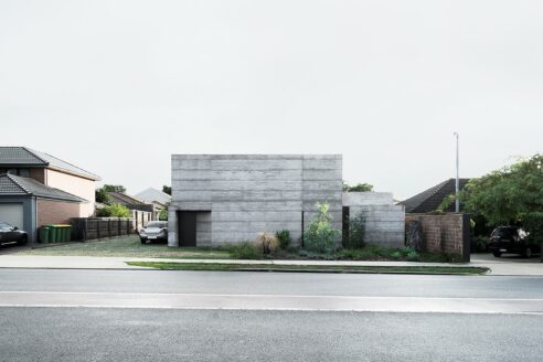 Cloister house 01 ©givlio aristide