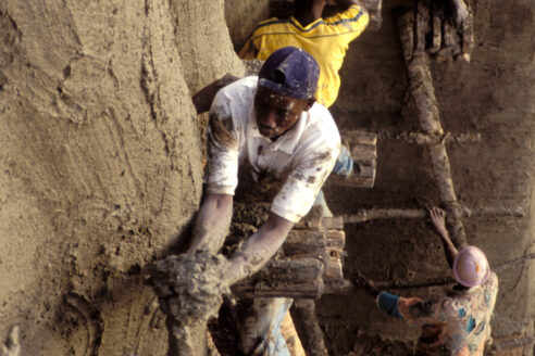 Great mosque djenne mali fete de crepissage yadid levy alamy architectural review keynote crop