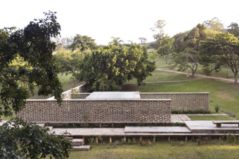 28 capela ingá mirin messina rivas © federico cairoli architectural review brazil 1465