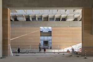 Narbonne fosters architectural review