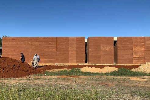 Childcare centre by Equipo de Arquitectura