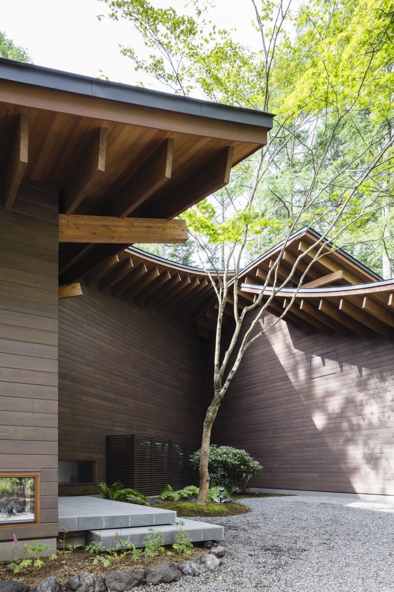Four Leaves in Karuizawa by Kentaro Ishida Architects Studio - The