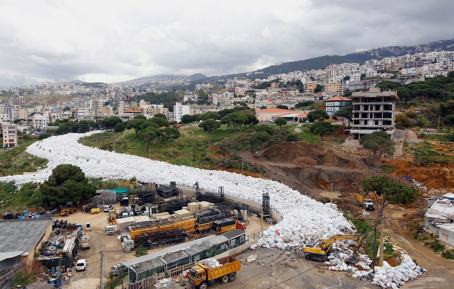 Factory exploded in lebanon picture