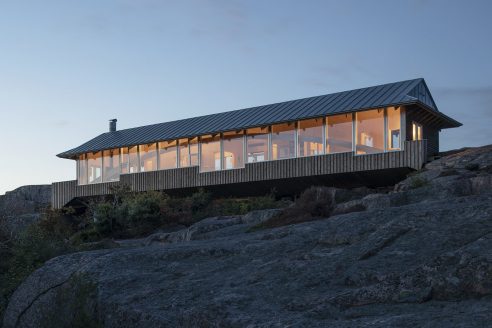 House on Hamburgö by Manthey Kula