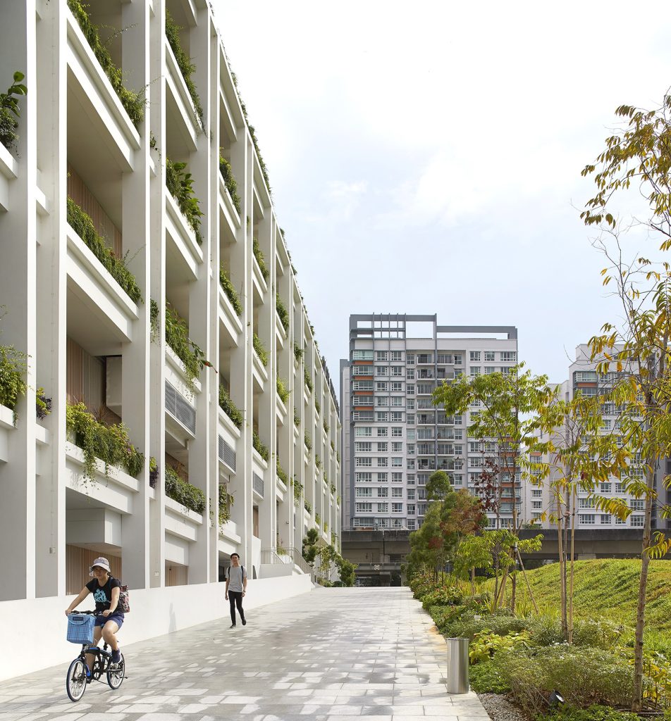 Oasis Terraces in Singapore by Serie Architects with Multiply