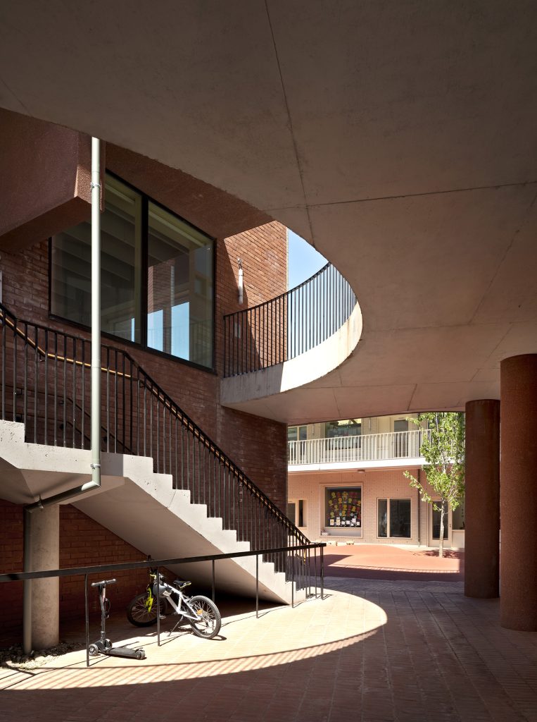 Hackney New Primary School in London, UK by Henley Halebrown