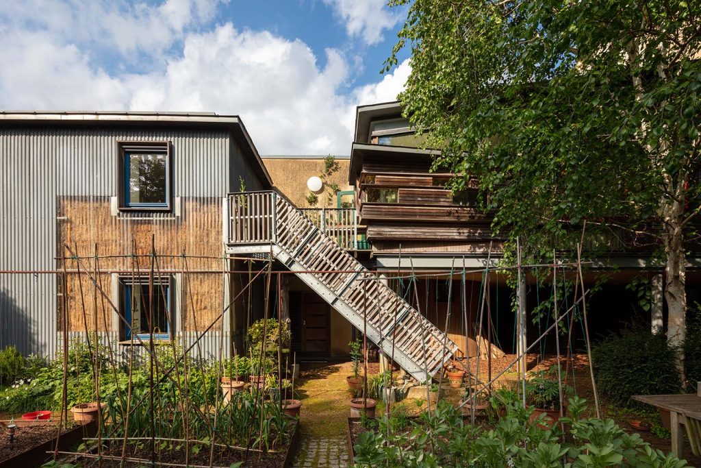 Revisit Straw Bale House in London, UK by Sarah Wigglesworth