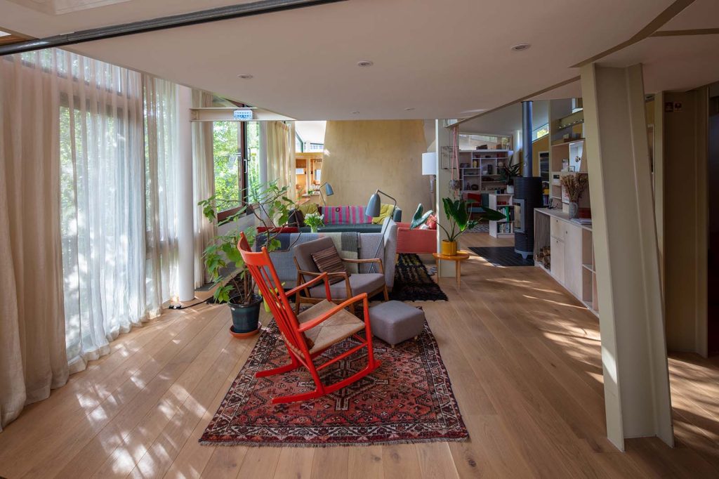 Revisit Straw Bale House in London, UK by Sarah Wigglesworth