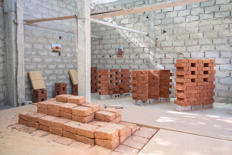 Worofila-In-Practice-earth-blocks-construction-senegal-architectural-review4-748x499.jpg