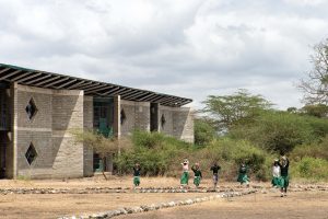 Architectural-Review-Simba-Vision-Montessori-Tanzania-Maasai-Architectural-Pioneering-Consultants-Rossbauer-featured-1-300x200.jpg