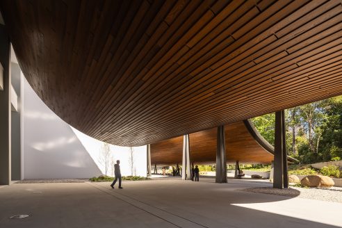 Kengo-Kuma-KKAA-Gulbenkian-Centro-Arte-Moderna-Lisbon-Portugal-ExtensionFEATURED-492x328.jpg