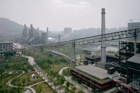jiakun-architects-tls-landscape-hangzhou-grand-canal-steelworks-park-architectural-review-anthony-reed1-492x328.webp