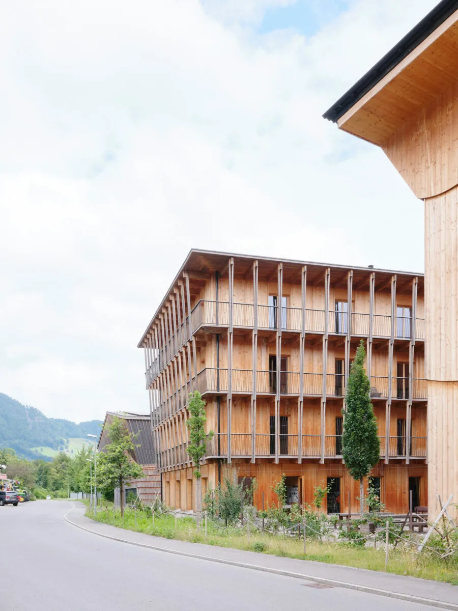 Seiler Linhart Architekten - Küng Holzbau carpenters' office