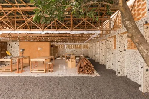 LAM_05_daw_office_thionck_essyl_senegal_carpentry_workshop_ar_forest_FEATURED-492x328.webp