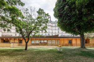 Creche_paris_france_Atelier_Regis_Roudil_Architectes_archtiectural_review_credit-11H45-Florent-Michel-%C2%A911h45-HD-1-300x200.jpg