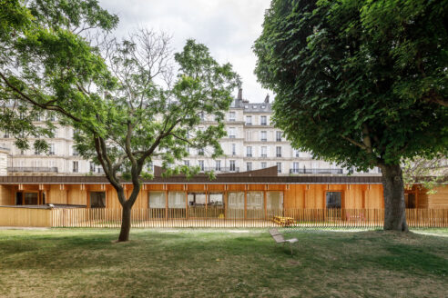 Creche_paris_france_Atelier_Regis_Roudil_Architectes_archtiectural_review_credit-11H45-Florent-Michel-%C2%A911h45-HD-1-492x328.jpg