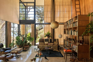 eames_house_los_angeles_california_united_states_eames_architectural_review_credit_Chris-Mottalini-%C2%A9-2025-Eames-Office-LLC.-All-rights-reserved_10302-300x200.jpg