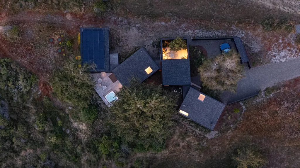 House of Four Ecologies in California, US by Glacial Erratic