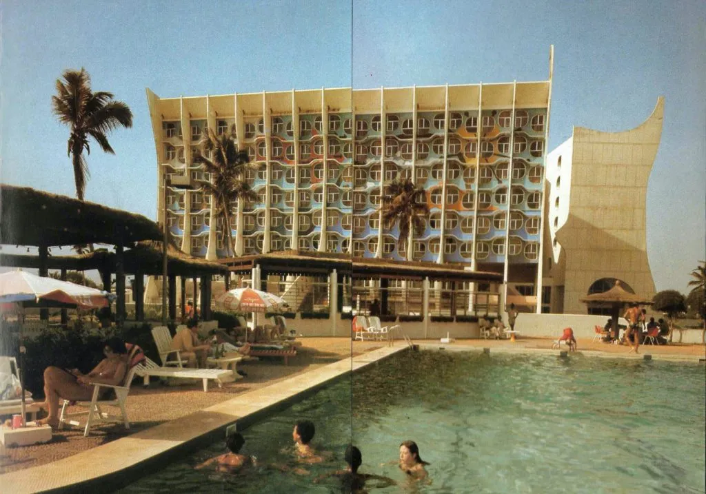 Revisit: Hôtel de la Paix in Lomé, Togo by Daniel Chenut