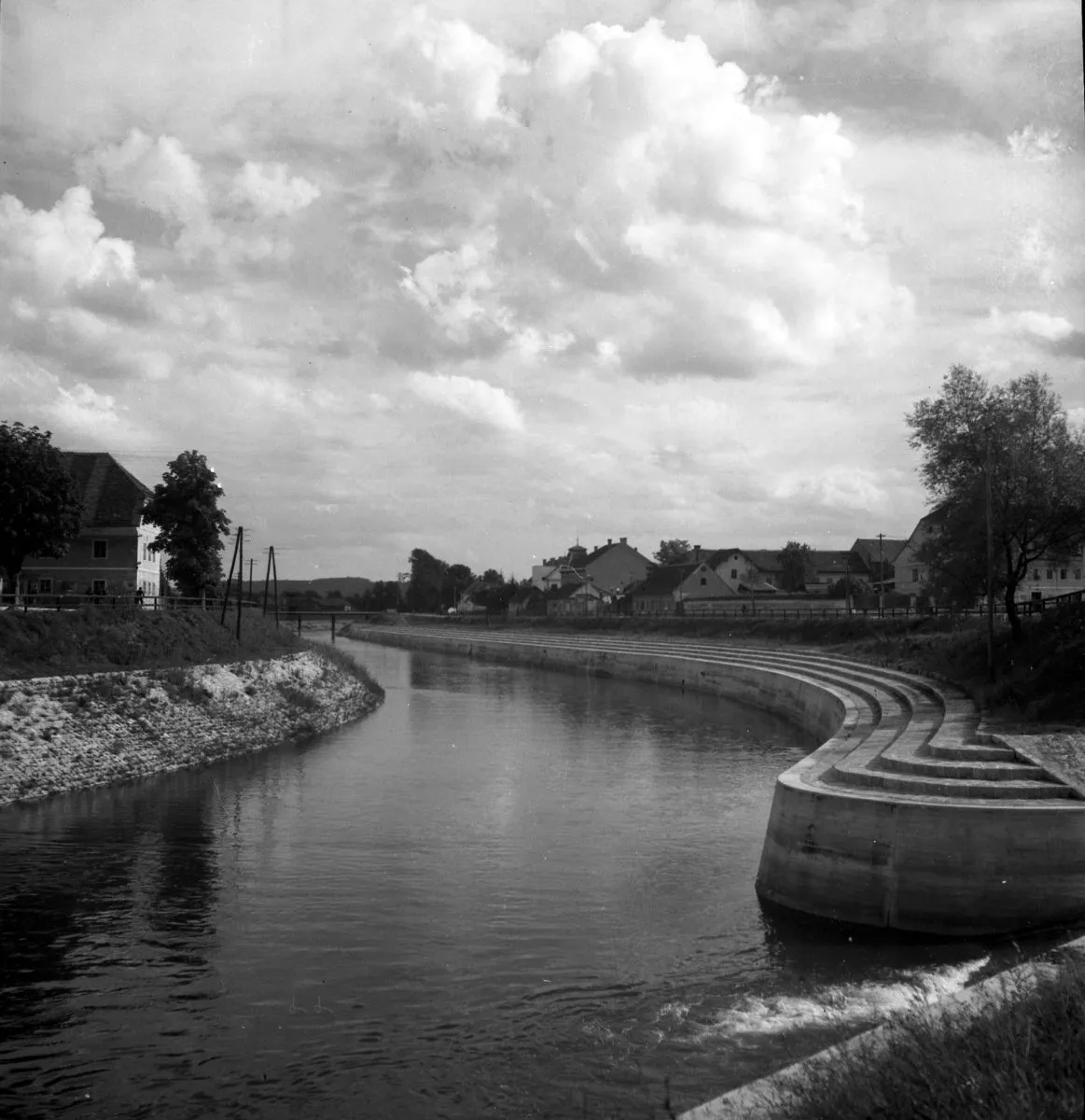 Revisit: Ljubljanica riverbanks in Ljubljana, Slovenia by Jože