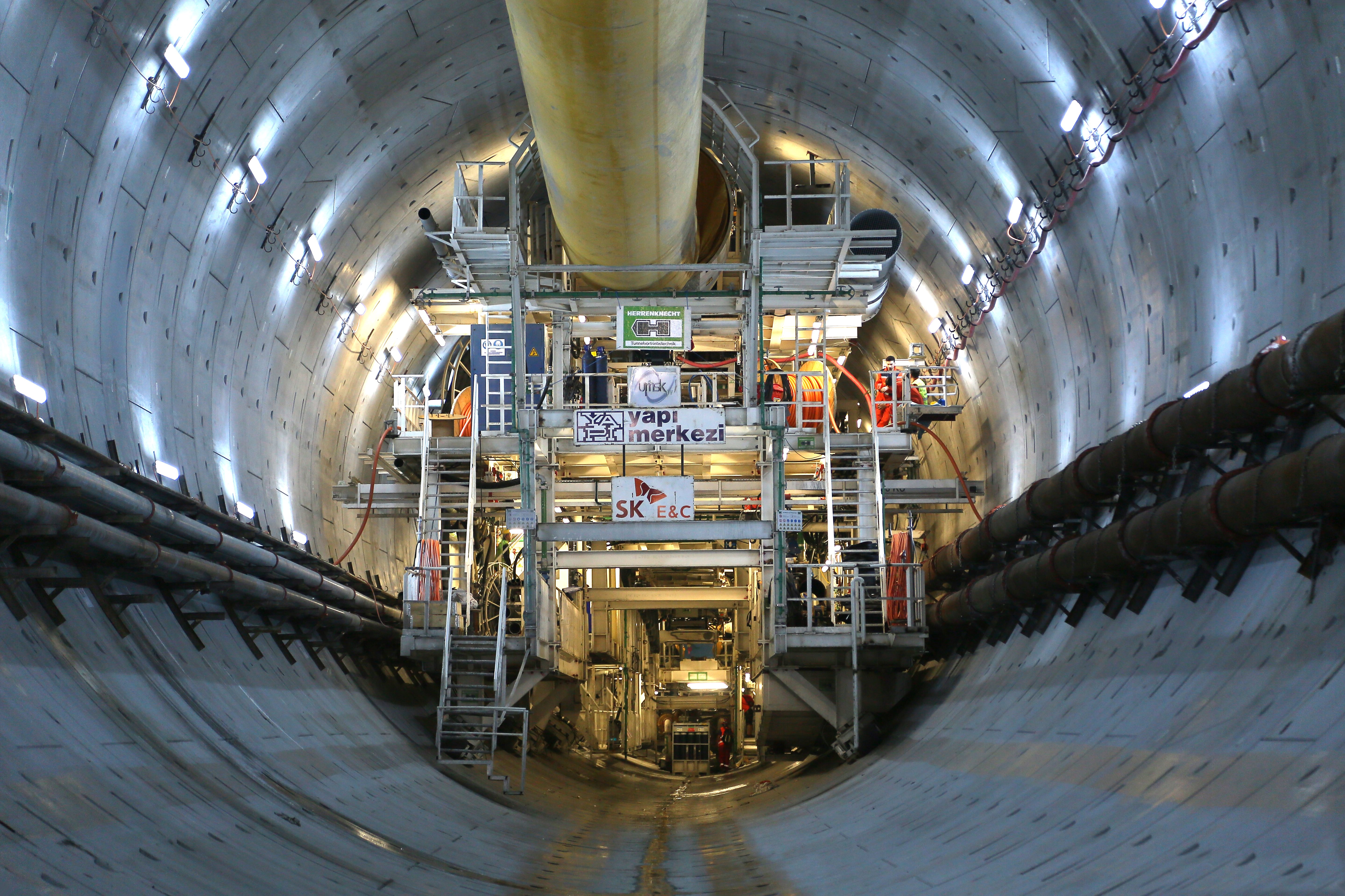 Tunnelling Under pressure on the Eurasia Tunnel Ground Engineering (GE)