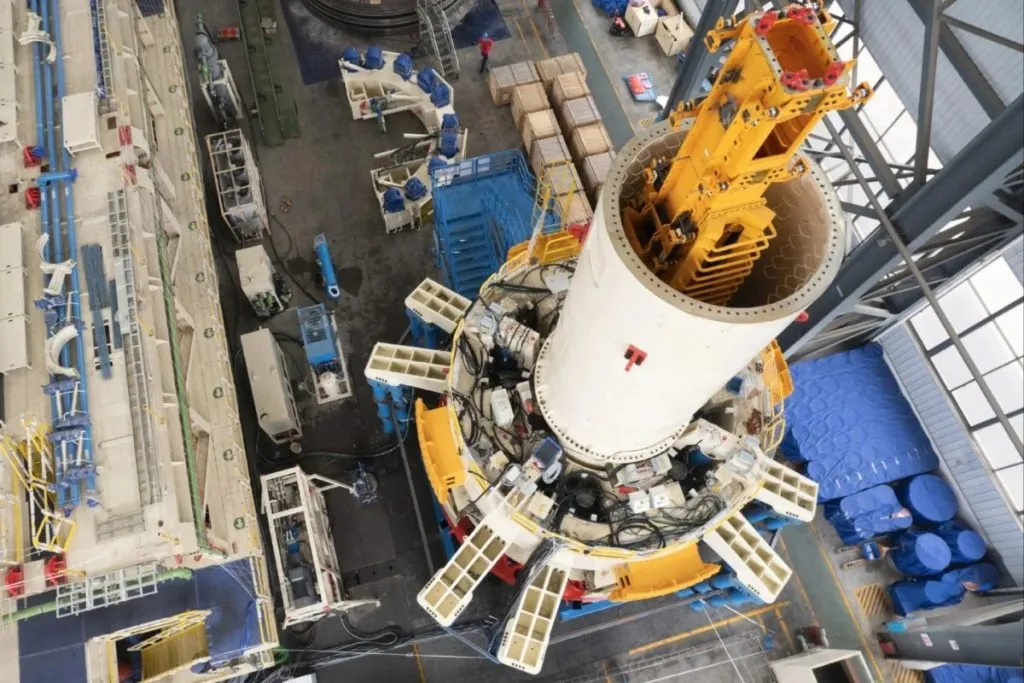 China launches 500t ‘underground carrier’ boring machine