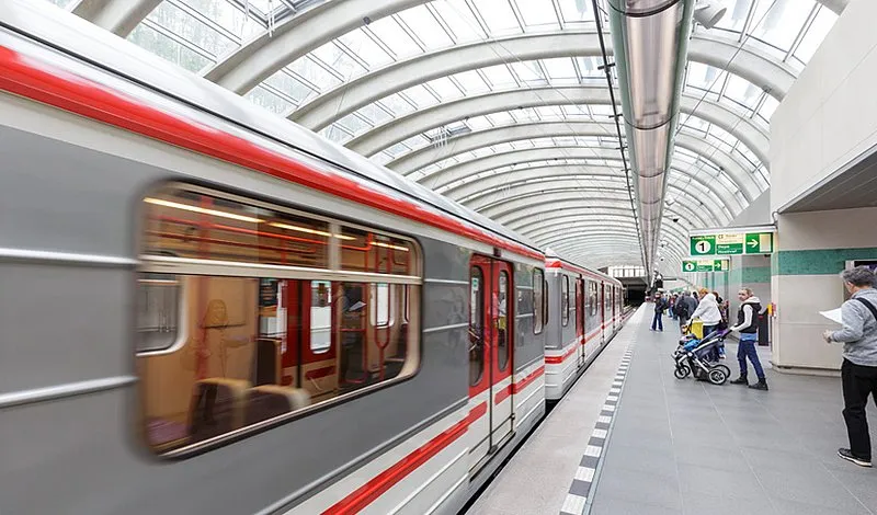 Hochtief consortium wins €1.2bn Prague metro extension contract