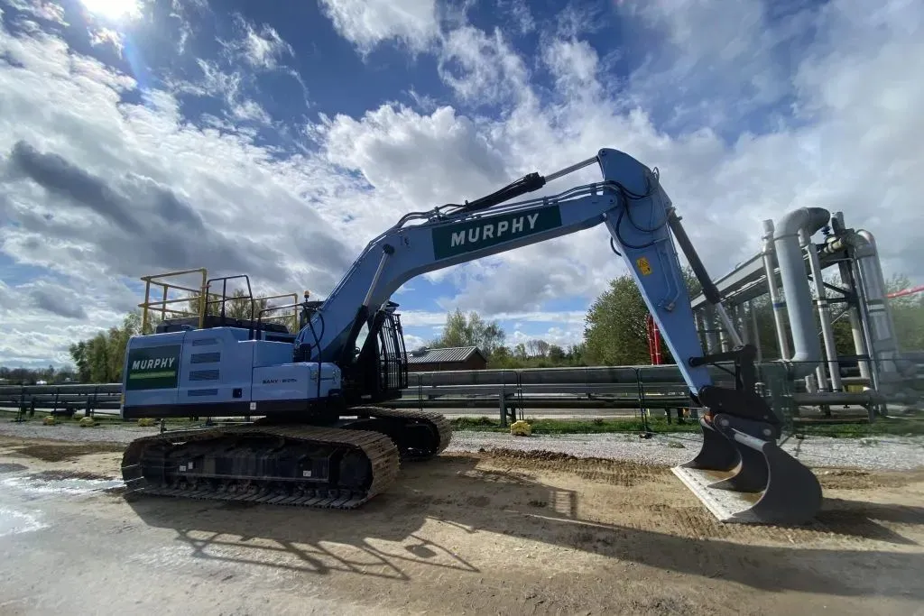 Murphy trials zero-emission excavator on site