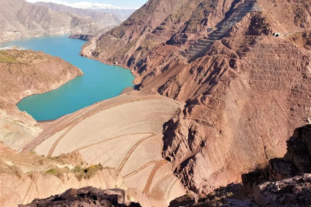 World’s tallest dam reaches 1,155m above sea level