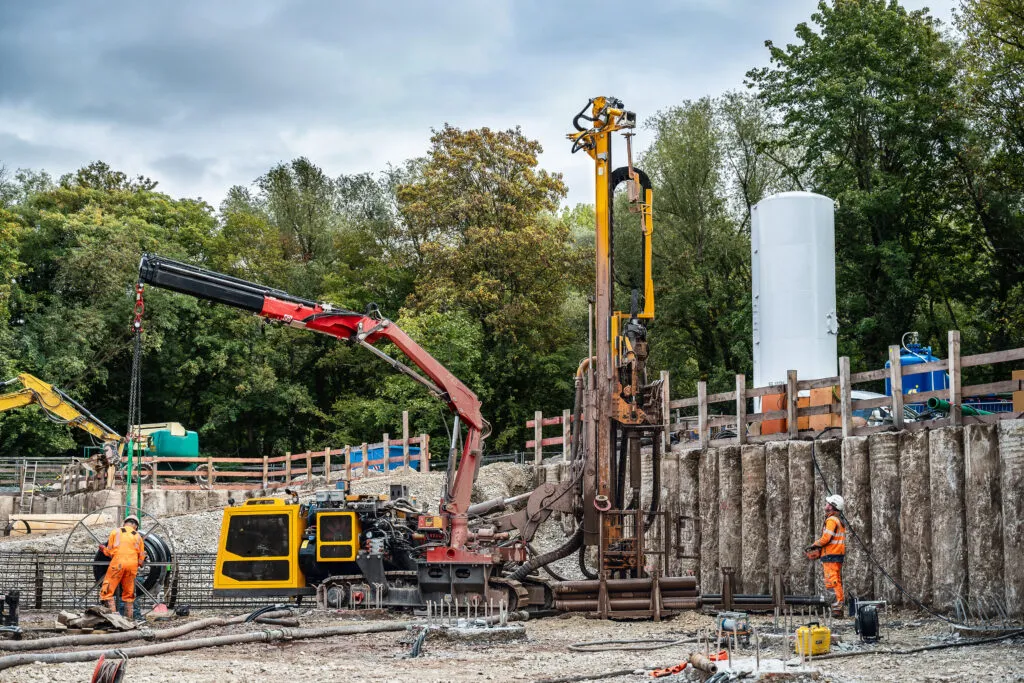 Bauer’s foundation engineering, earthworks, geothermal work at a German grammar school