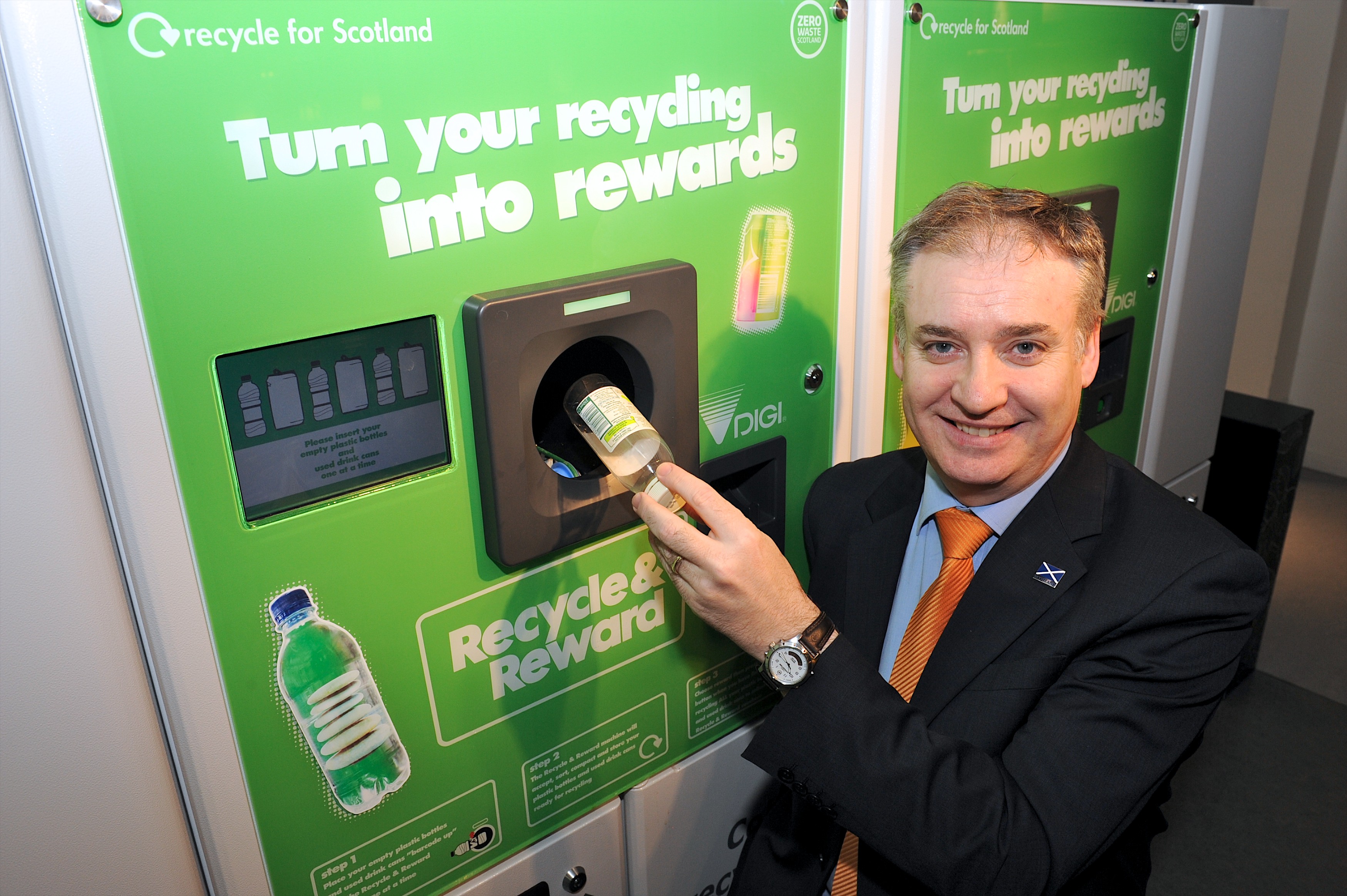 Rewards for recycling pilot scheme in Scotland MRW