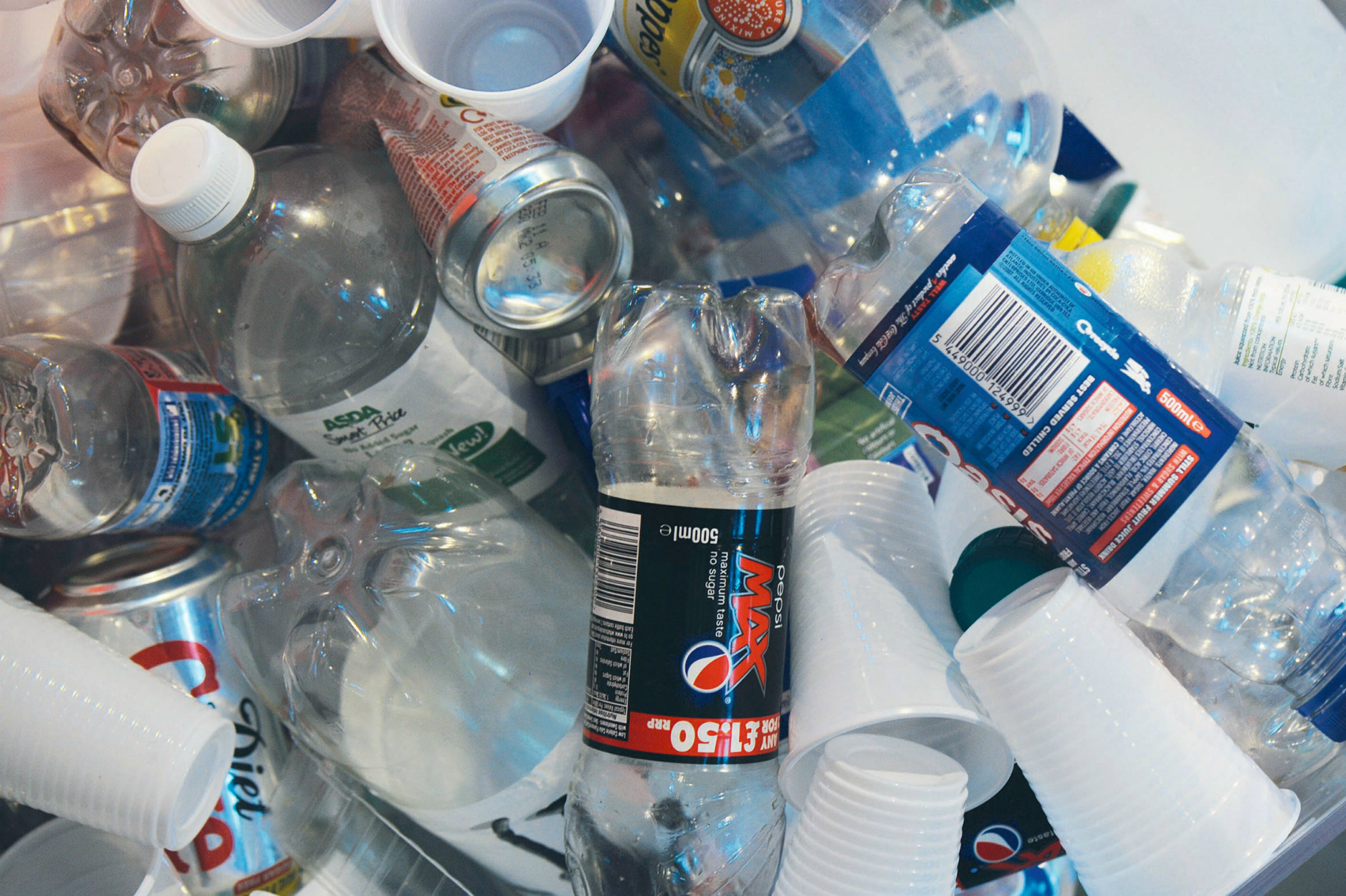 'Plummeting' virgin PET price threatens recycling MRW