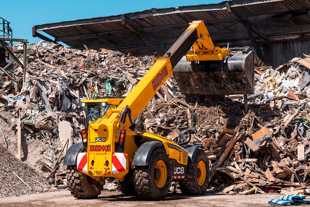 Telehandler is versatile MRW