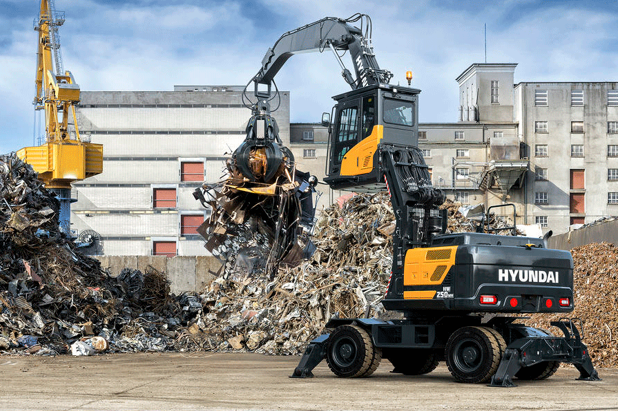 Handler offers choice of booms for sorting | MRW