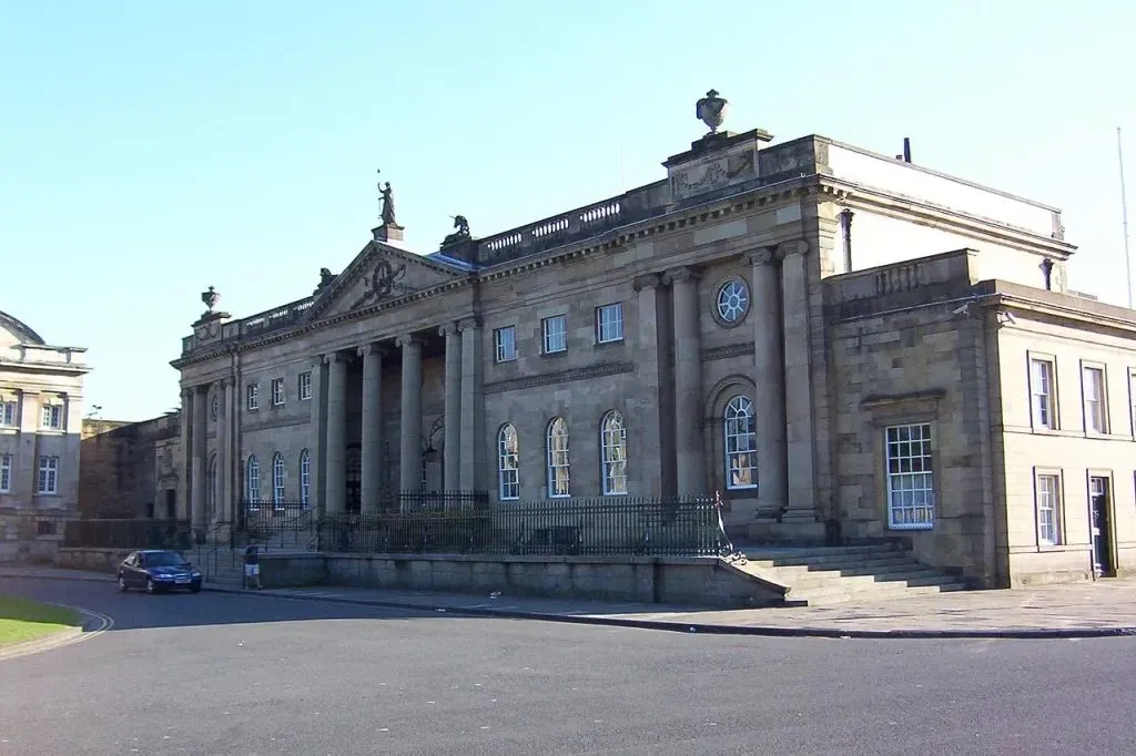 Company director sentenced for operating waste firms while bankrupt