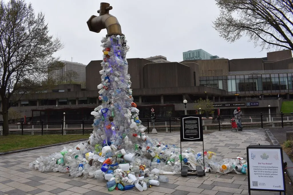 Legal Experts Call for Rejection of Diluted UN Plastics Treaty Draft