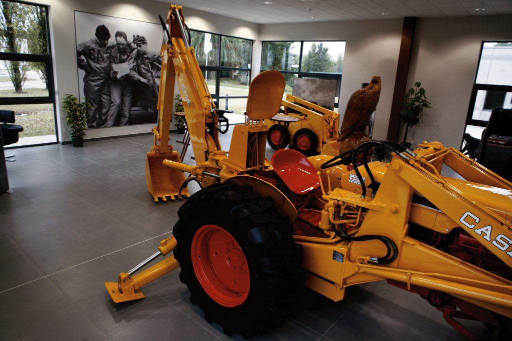 Case opens new customer centre | Construction News