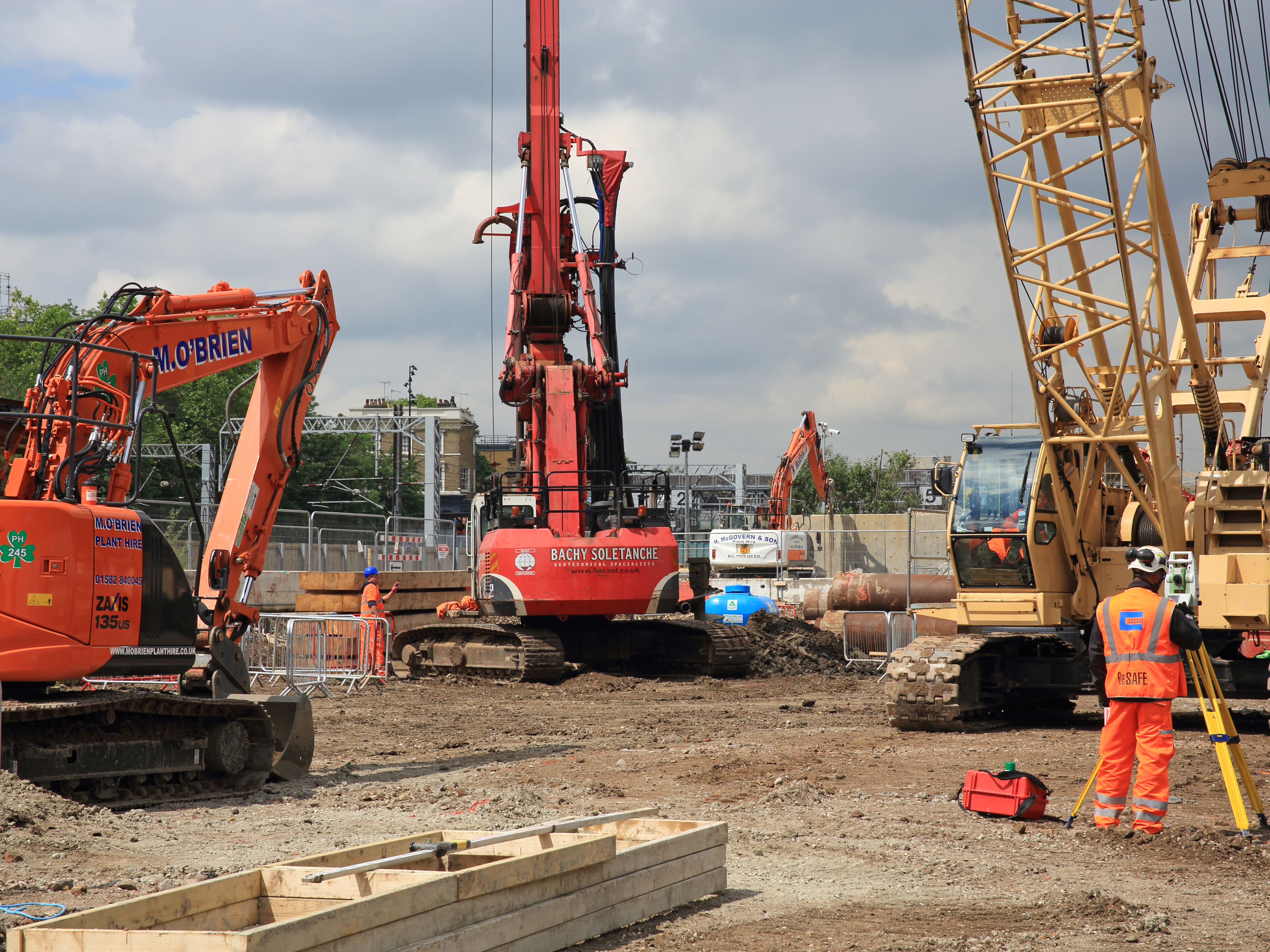 Costain and Bachy's unconventional piling keeps Crossrail on track ...