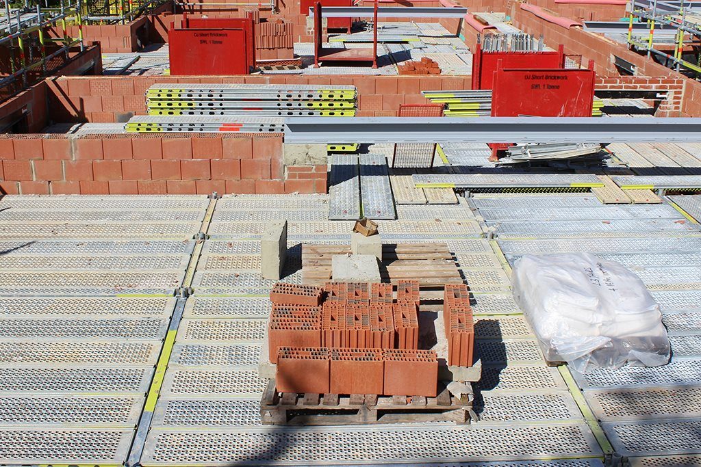 D J plays a new one for McCarthy & Stone | Construction News